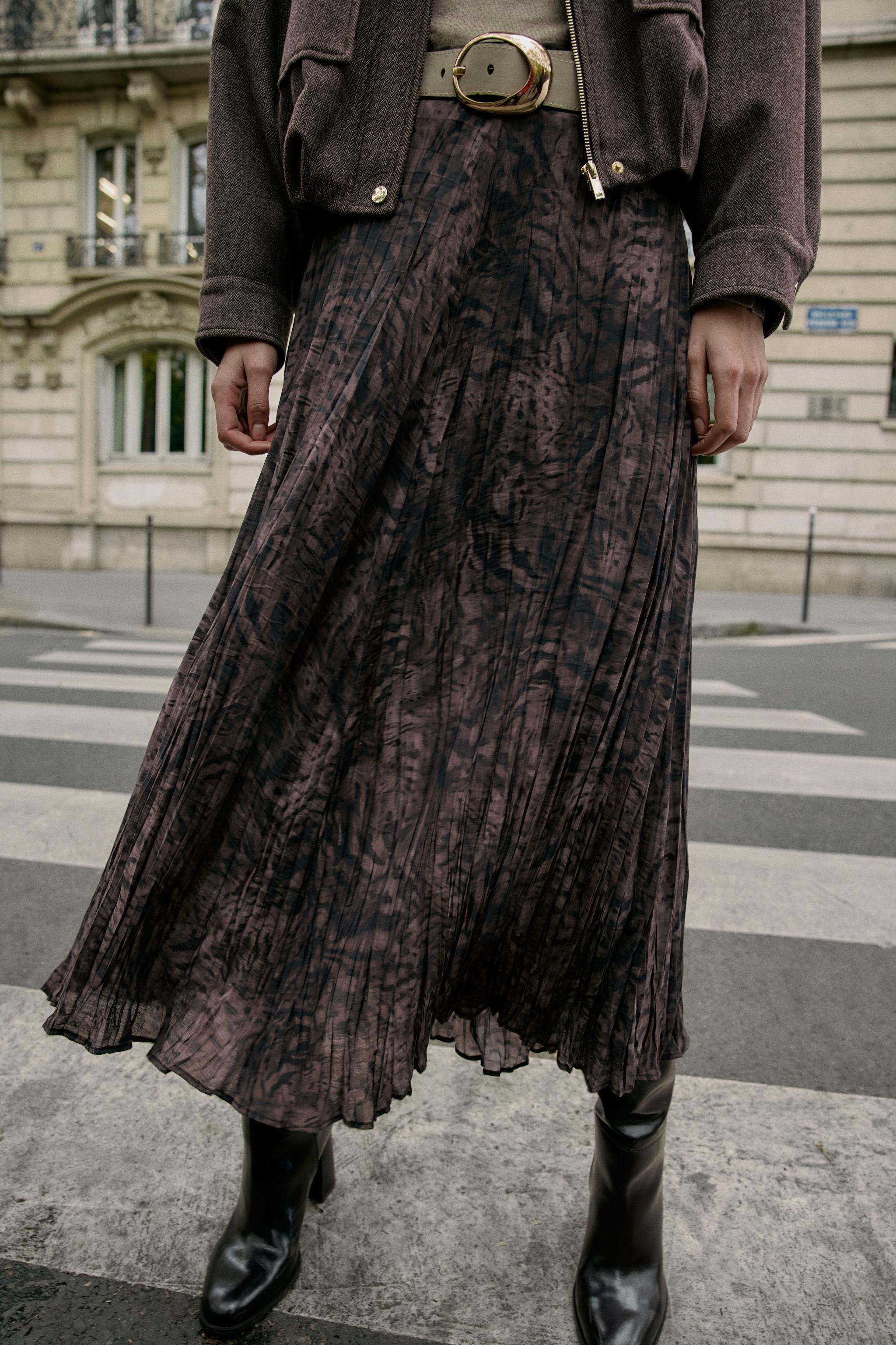 PRINTED BELTED MIDI SKIRT